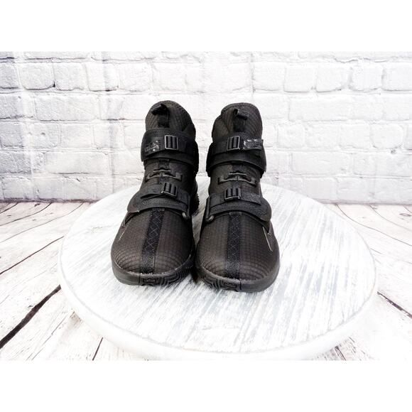 Nike Lebron Soldier XIII SFG Triple Black Out	Men 8 Women 9.5 Regular New OG Box main image 4
